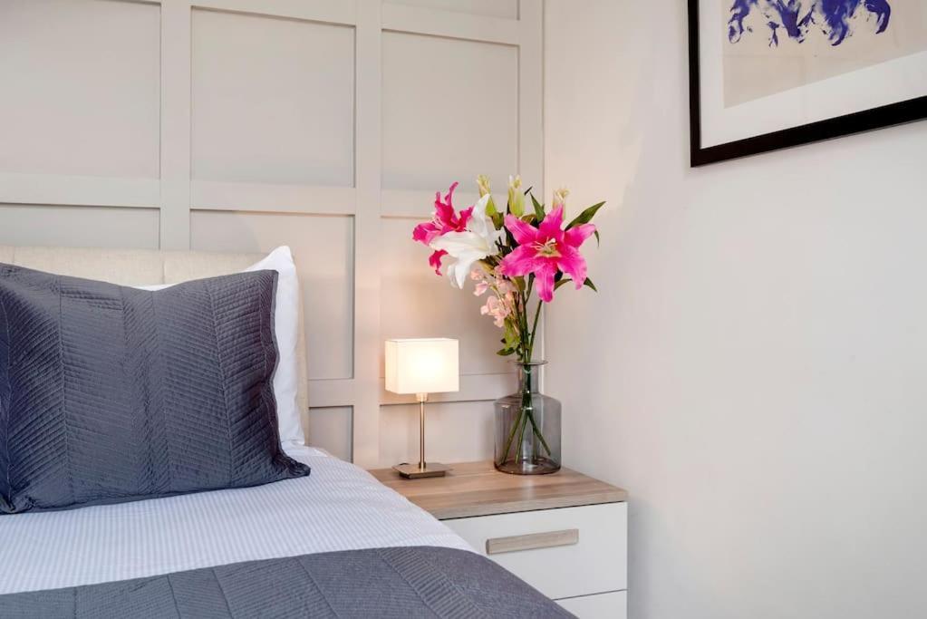 Contemporary Clapham Living Appartement Londen Buitenkant foto
